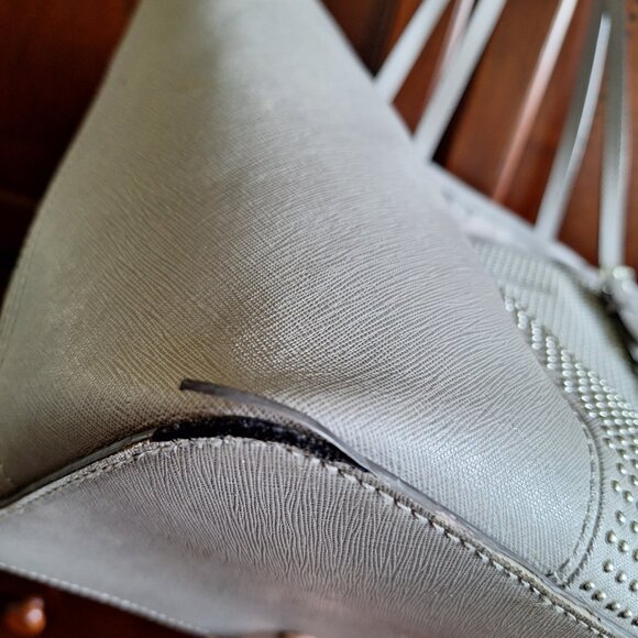 Authentic Michael Kors Leather Micro Stud Center Stripe Tote - Size MD - Picture 4 of 9